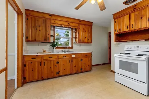 906 Belmore Avenue Staunton VA 24401