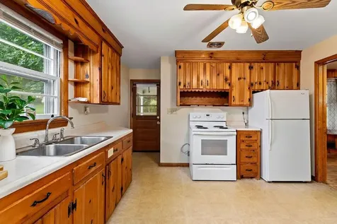 906 Belmore Avenue Staunton VA 24401