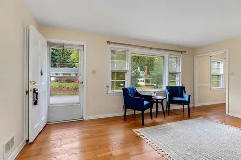 906 Belmore Avenue Staunton VA 24401