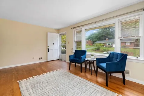 906 Belmore Avenue Staunton VA 24401