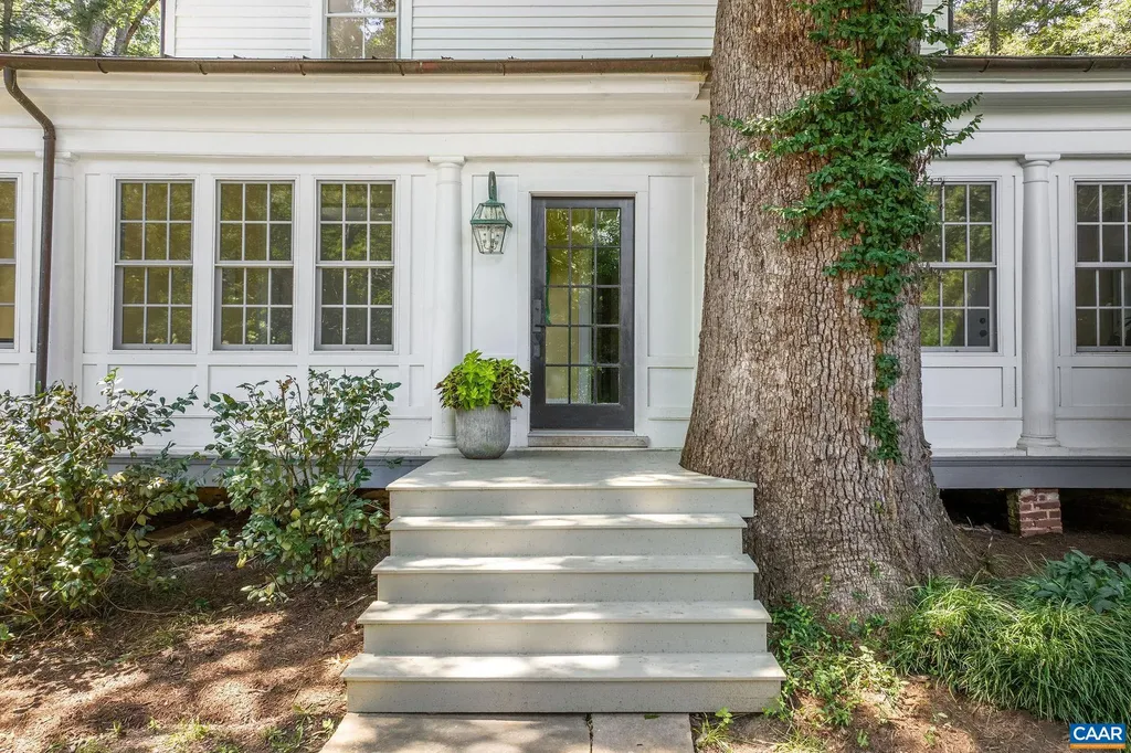 3132 Wynova Lane Esmont VA 22937