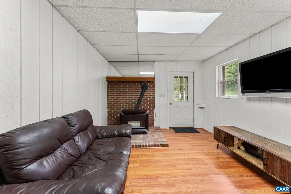 188 Village Drive Madison VA 22727