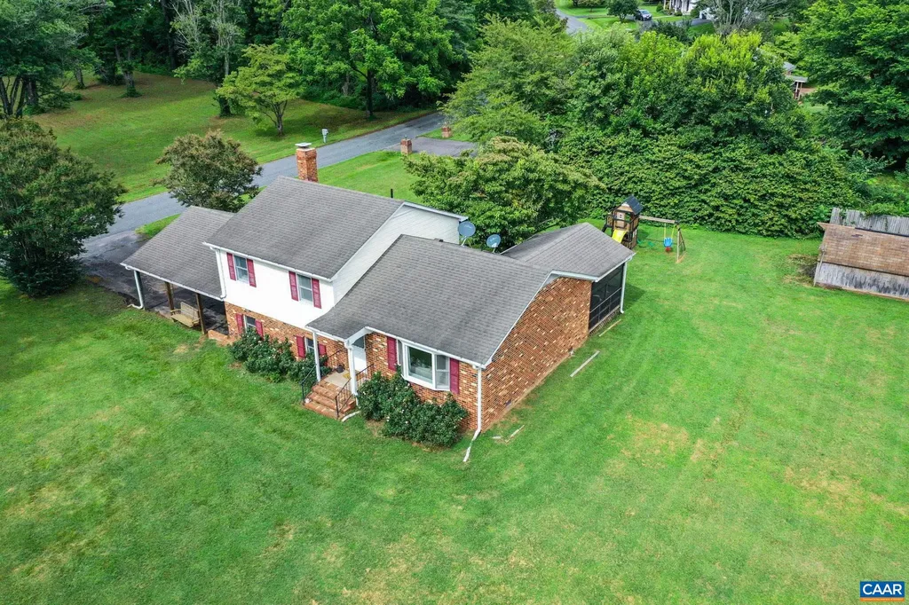 188 Village Drive Madison VA 22727