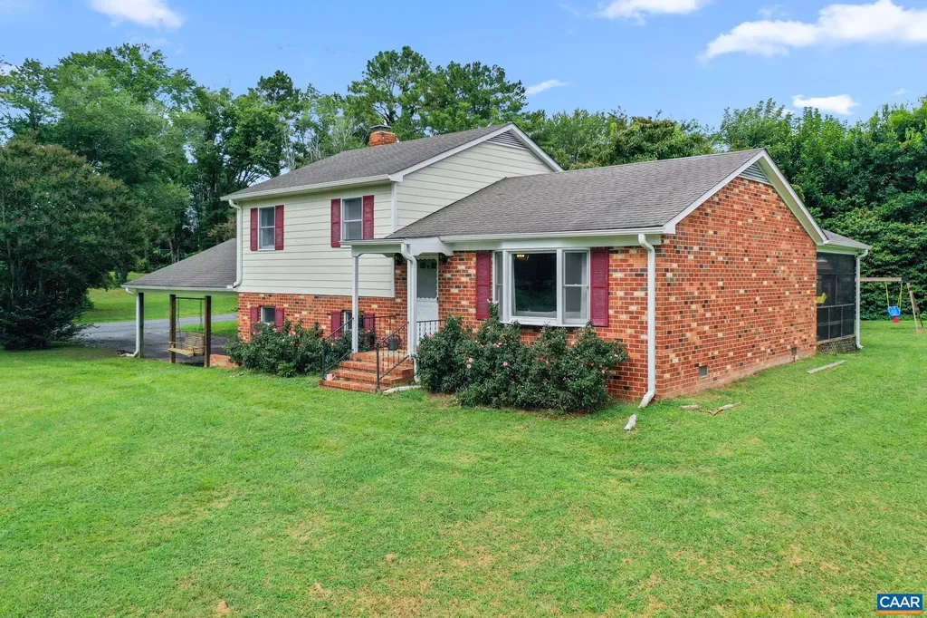 188 Village Drive Madison VA 22727