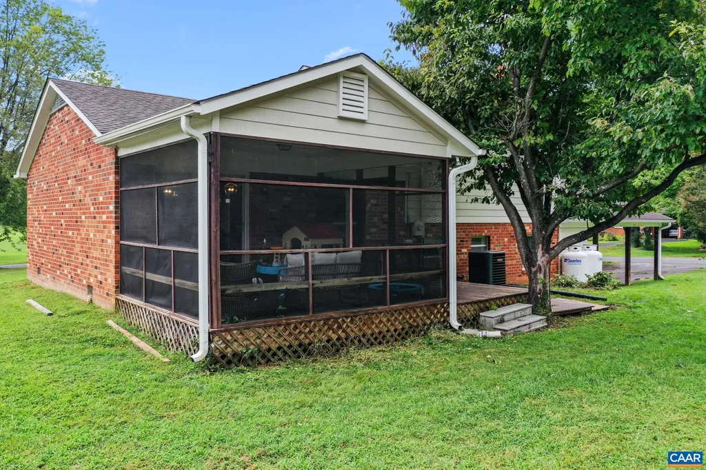 188 Village Drive Madison VA 22727