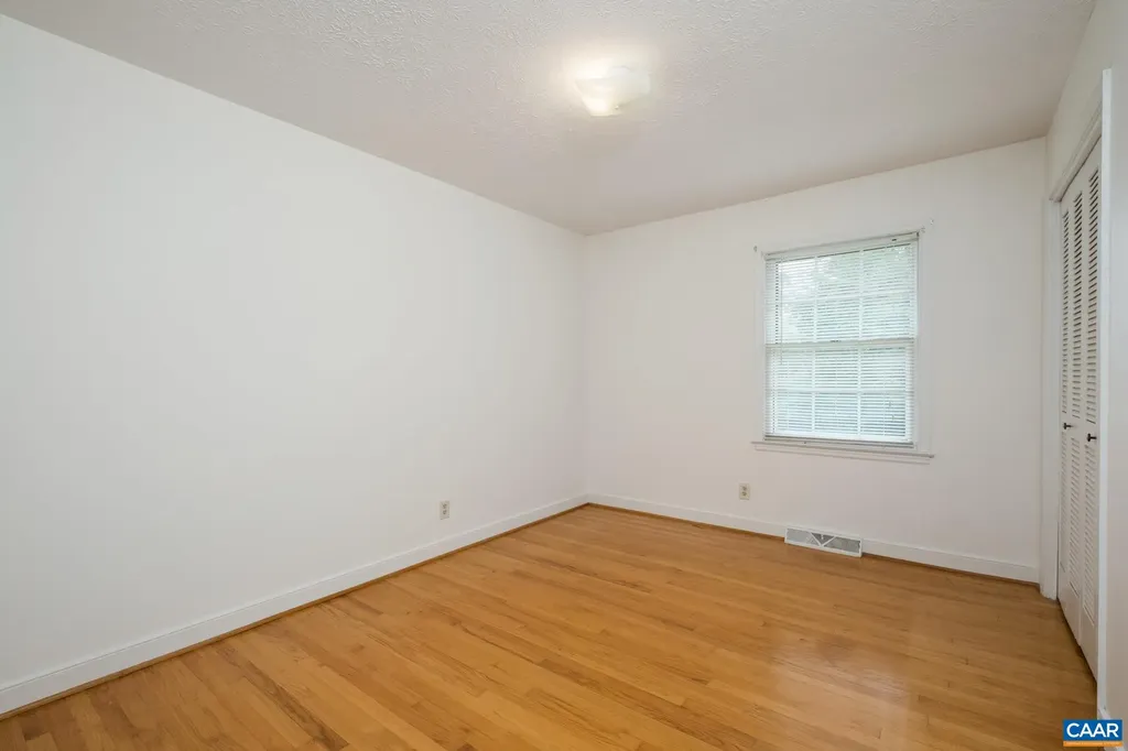 5106 Stony Point Pass Keswick VA 22947