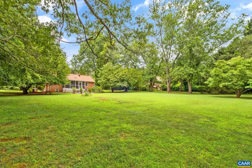 5106 Stony Point Pass Keswick VA 22947