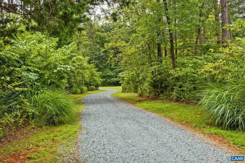 5106 Stony Point Pass Keswick VA 22947