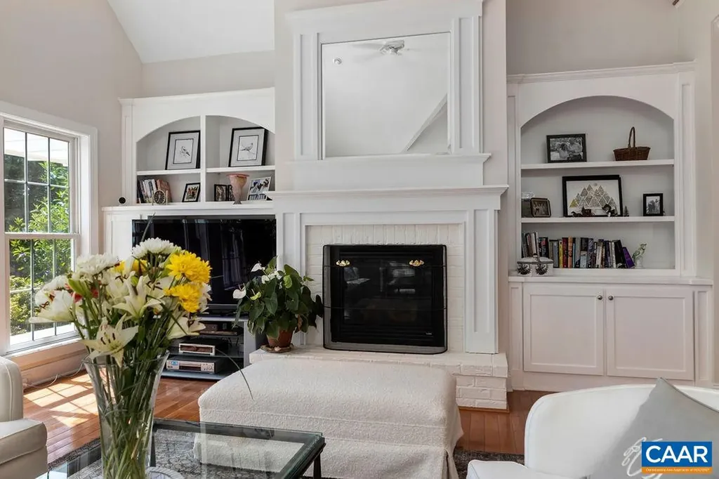 124 Hidden Springs Lane Nellysford VA 22958