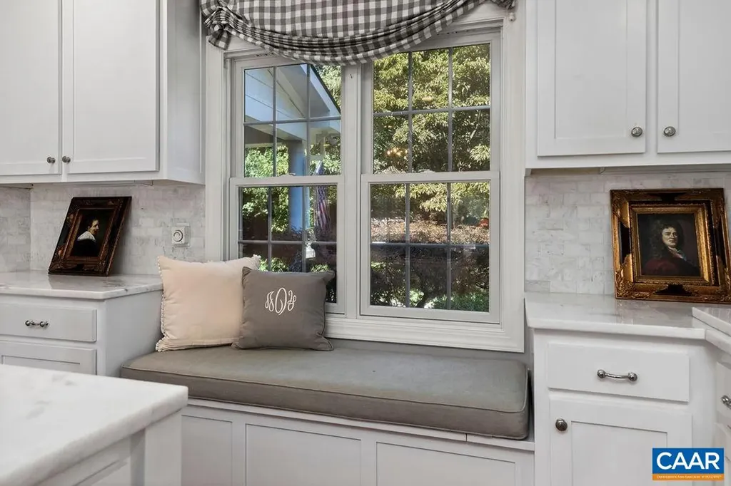 124 Hidden Springs Lane Nellysford VA 22958