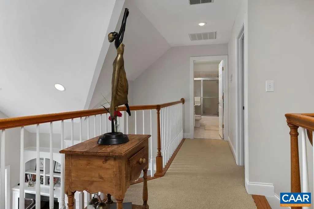 124 Hidden Springs Lane Nellysford VA 22958