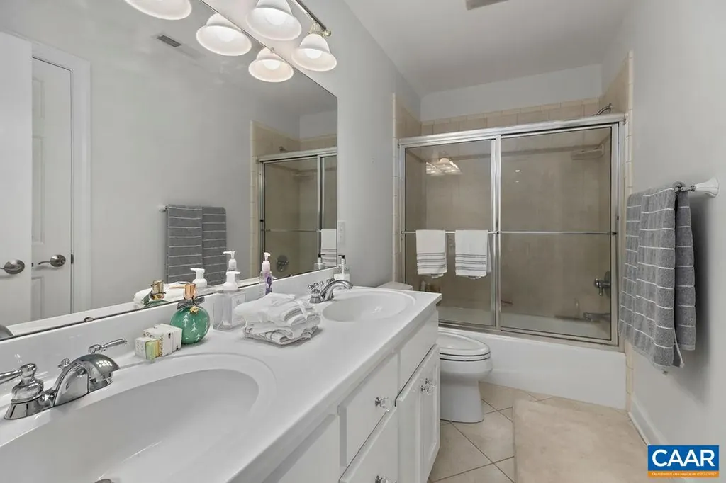 124 Hidden Springs Lane Nellysford VA 22958