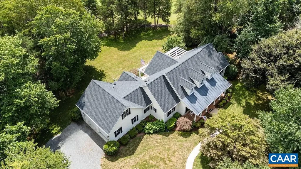 124 Hidden Springs Lane Nellysford VA 22958