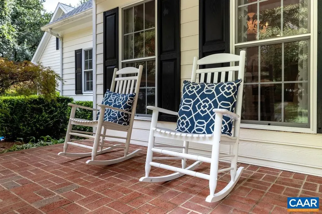 124 Hidden Springs Lane Nellysford VA 22958