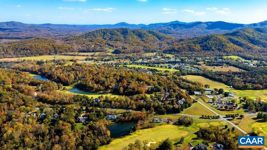 124 Hidden Springs Lane Nellysford VA 22958