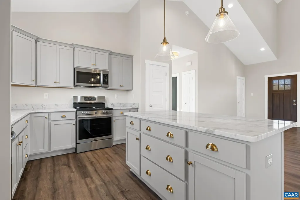 2794 Constitution Route S Buckingham VA 23936