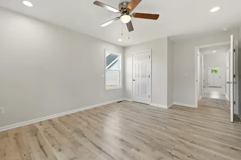 418 Grubert Avenue Staunton VA 24401