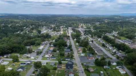 418 Grubert Avenue Staunton VA 24401