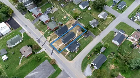 418 Grubert Avenue Staunton VA 24401