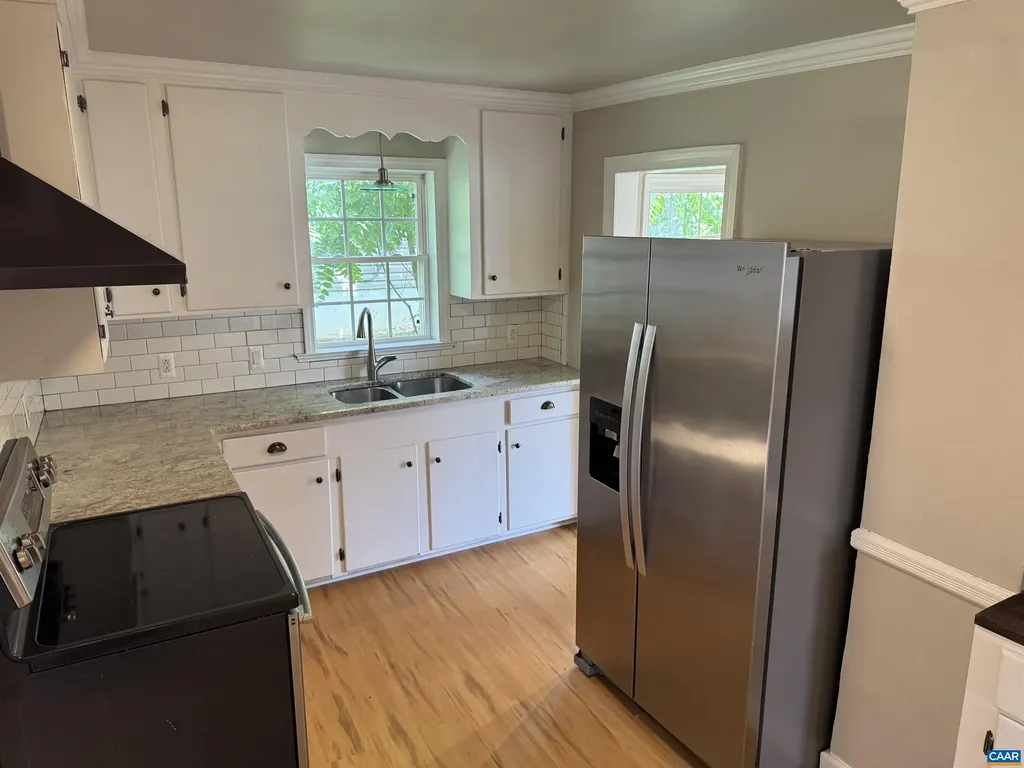 1015 Cherry Avenue Charlottesville VA 22903