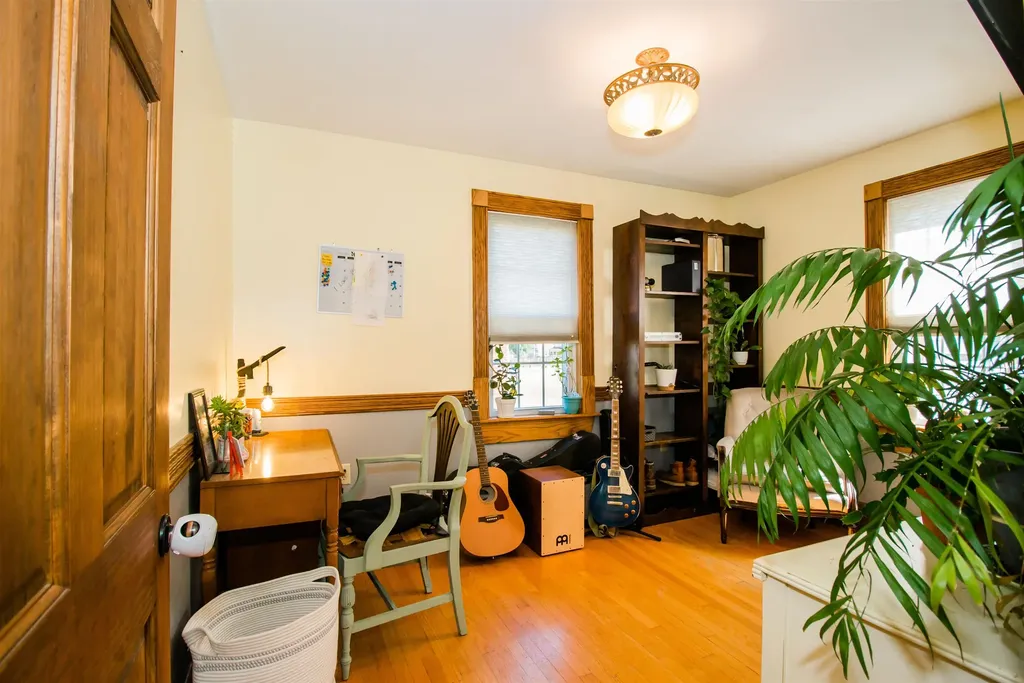 212 Stuart Avenue N Elkton VA 22827