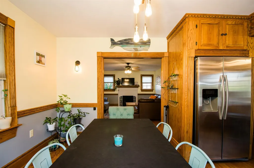 212 Stuart Avenue N Elkton VA 22827