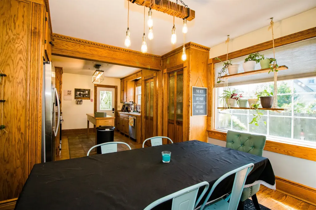 212 Stuart Avenue N Elkton VA 22827