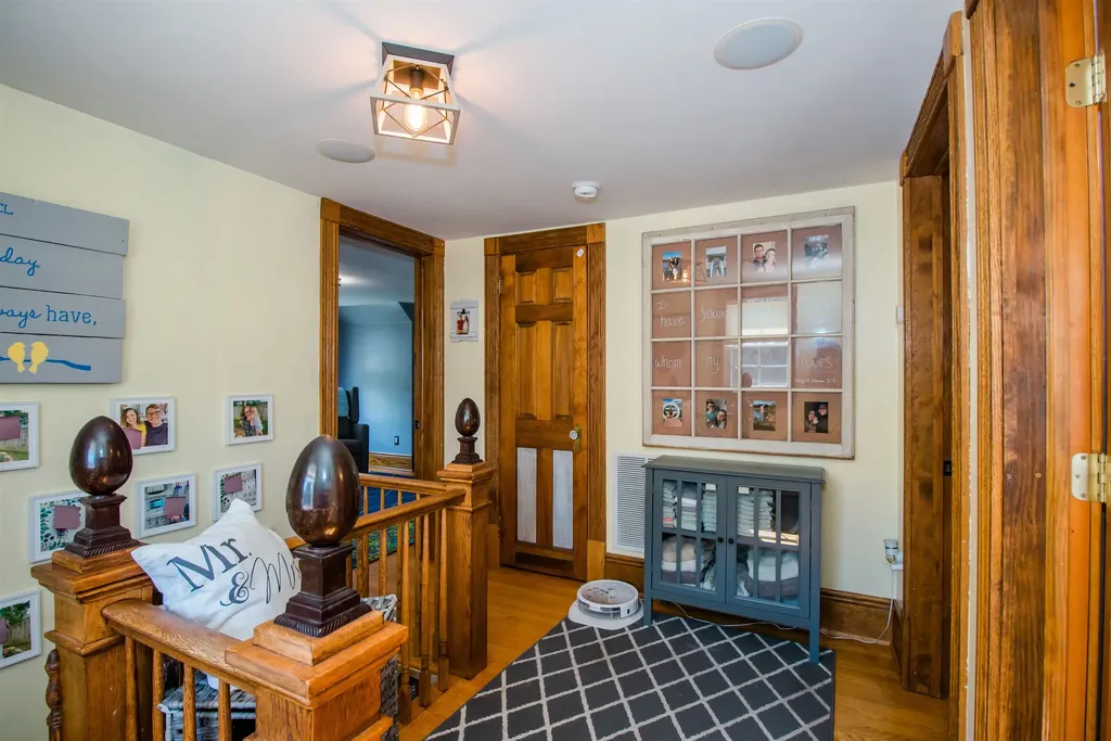 212 Stuart Avenue N Elkton VA 22827