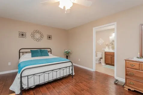 470 Coyote Run Broadway VA 22815
