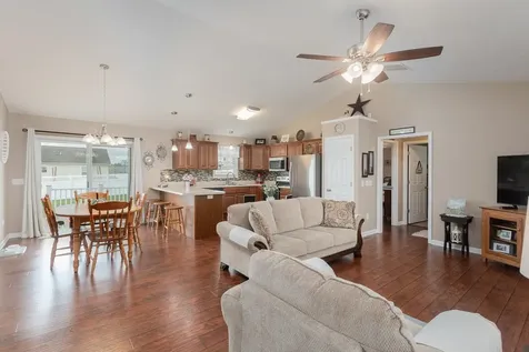 470 Coyote Run Broadway VA 22815