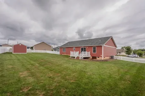 470 Coyote Run Broadway VA 22815