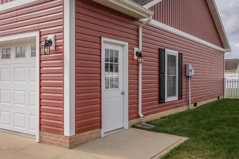 470 Coyote Run Broadway VA 22815