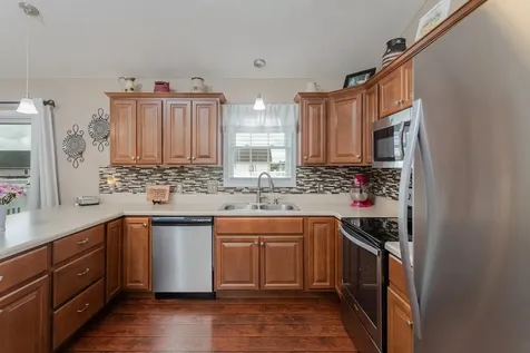 470 Coyote Run Broadway VA 22815