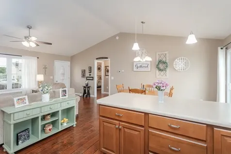 470 Coyote Run Broadway VA 22815