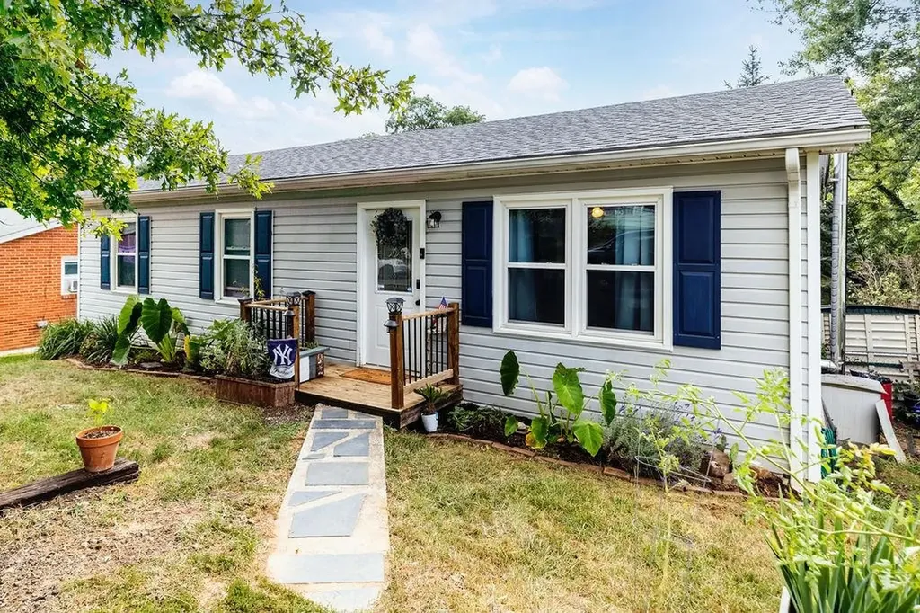 54 Beverley Street Verona VA 24482