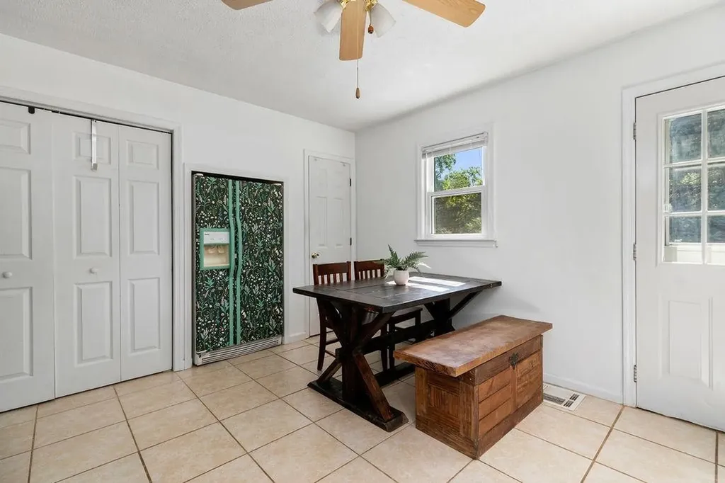 54 Beverley Street Verona VA 24482