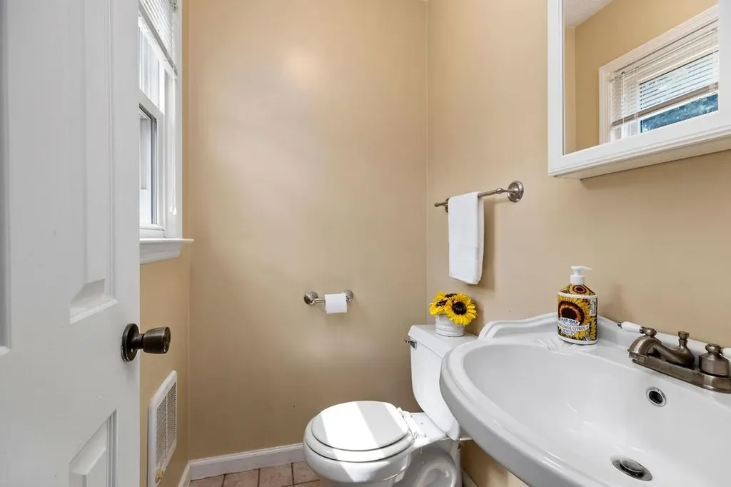 54 Beverley Street Verona VA 24482