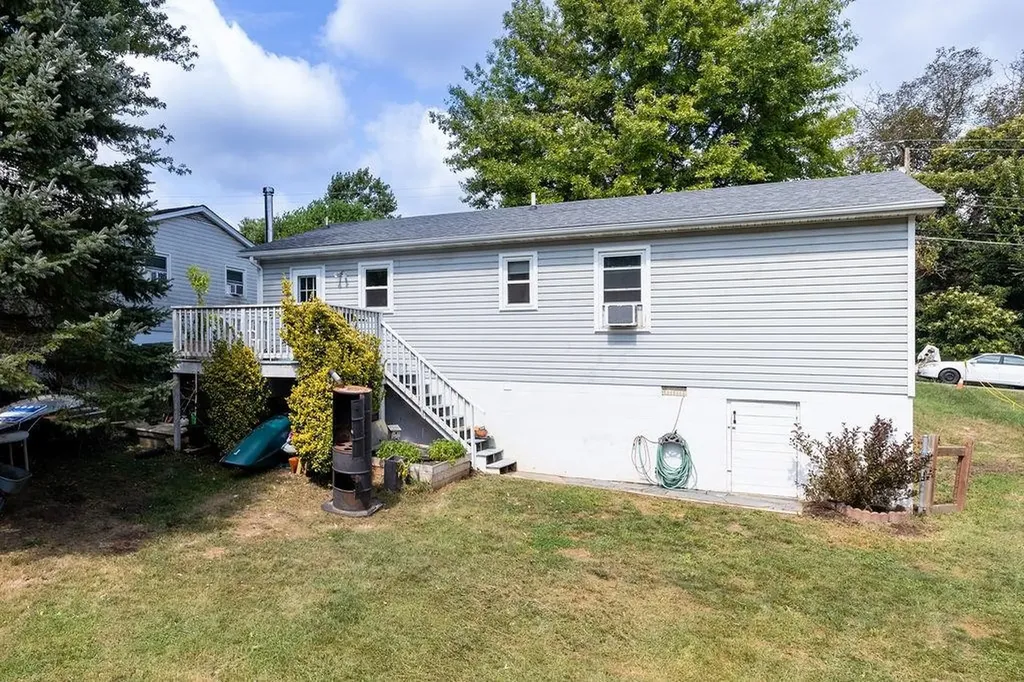 54 Beverley Street Verona VA 24482