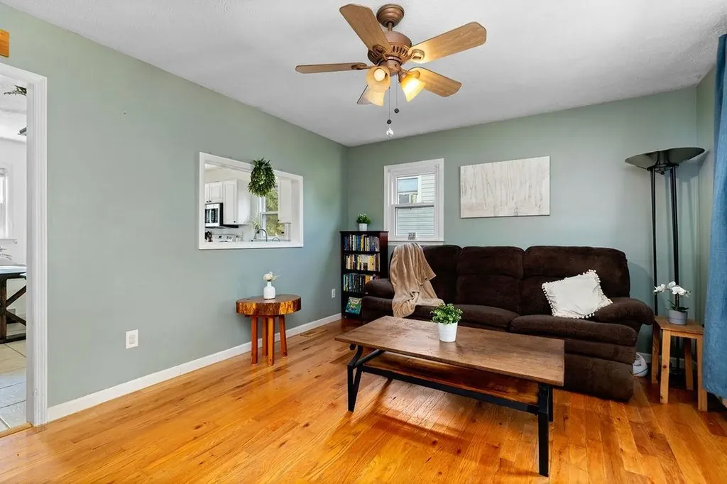 54 Beverley Street Verona VA 24482