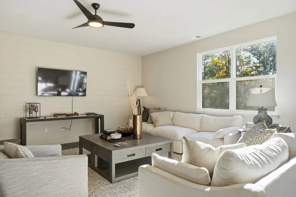 234 Glenmore Lane Keswick VA 22947