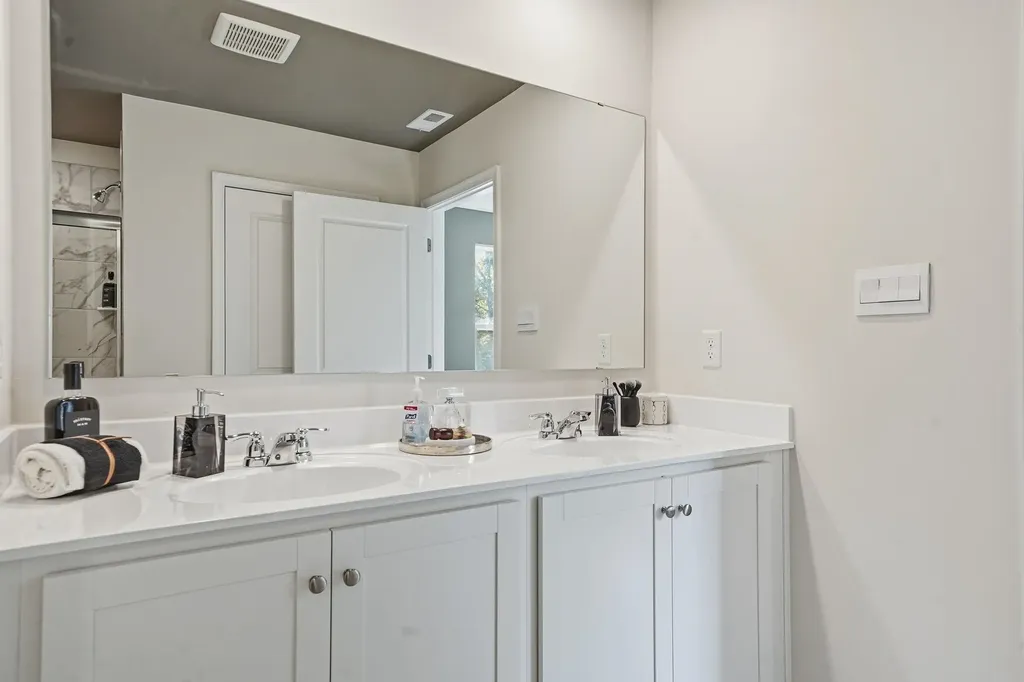 234 Glenmore Lane Keswick VA 22947