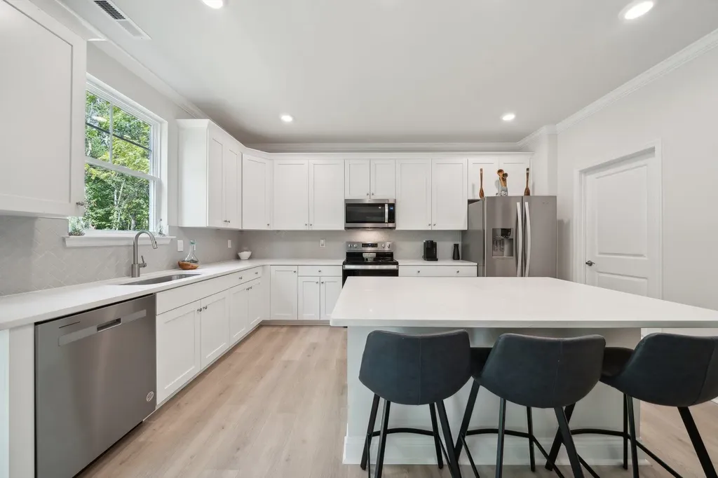 234 Glenmore Lane Keswick VA 22947