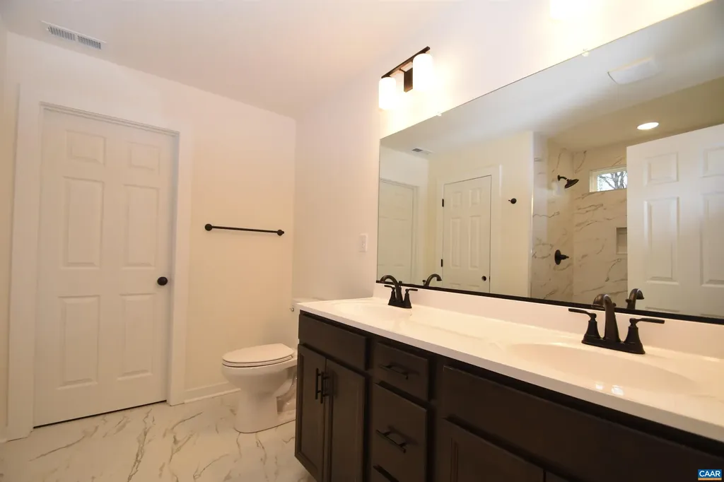 3212 Carysbrook Road Palmyra VA 22963