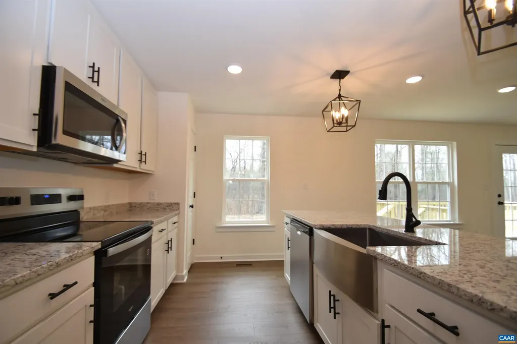 3212 Carysbrook Road Palmyra VA 22963