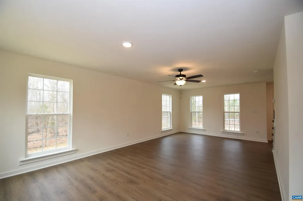 3212 Carysbrook Road Palmyra VA 22963