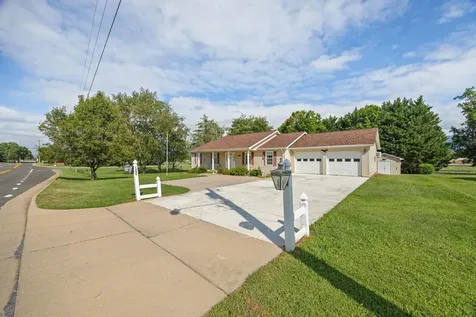 1225 Ox Road Woodstock VA 22664