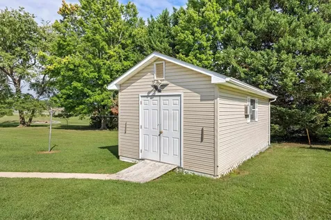 1225 Ox Road Woodstock VA 22664
