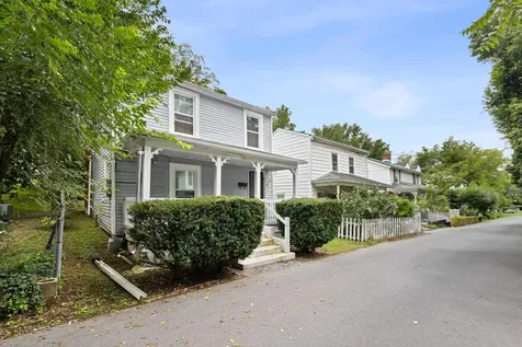 629 Baptist Street Staunton VA 24401
