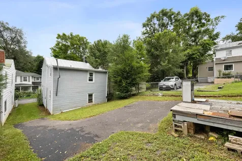629 Baptist Street Staunton VA 24401