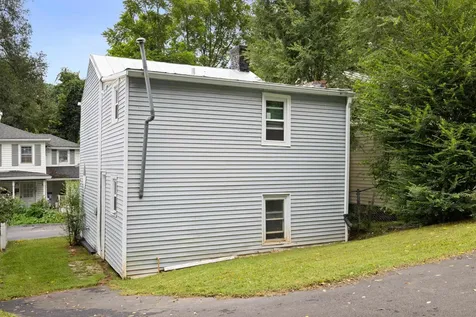 629 Baptist Street Staunton VA 24401